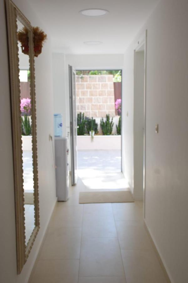 Petar Apartament Budva