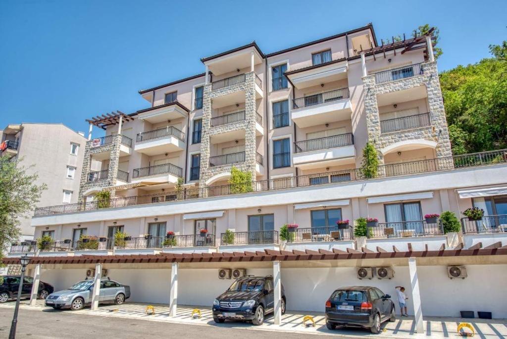 Apartament Petar *